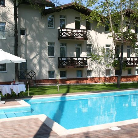 Viktoria Park Hotel Bucza Zewnętrze zdjęcie