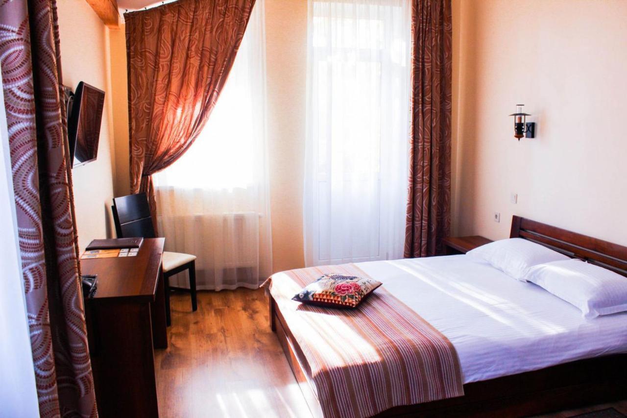 Viktoria Park Hotel Bucza Zewnętrze zdjęcie