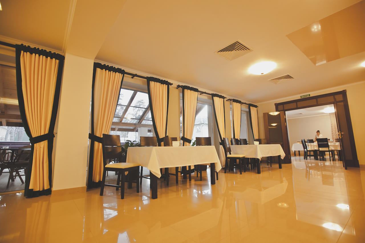 Viktoria Park Hotel Bucza Zewnętrze zdjęcie