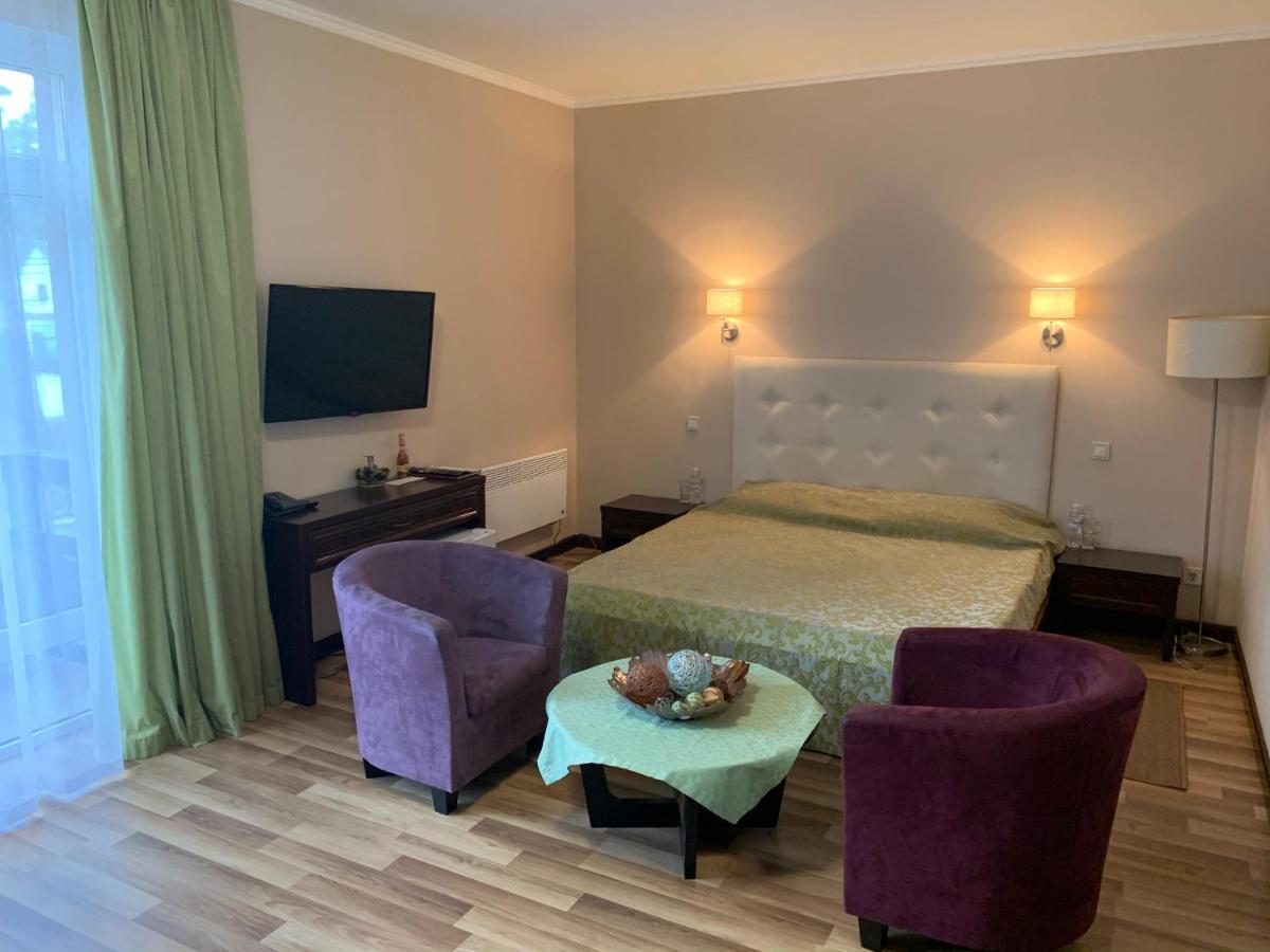 Viktoria Park Hotel Bucza Zewnętrze zdjęcie