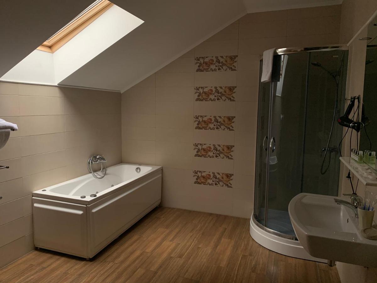 Viktoria Park Hotel Bucza Zewnętrze zdjęcie